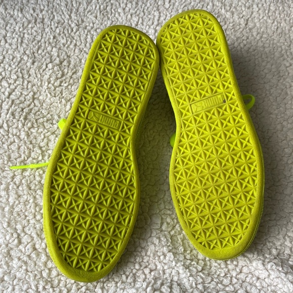 Puma Womens’ Basket Future Minimal Sneaker - Picture 6 of 16